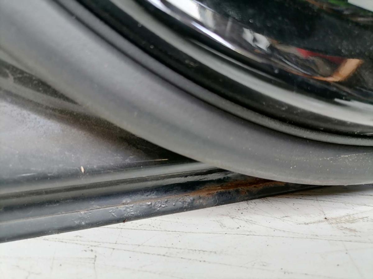 VW Polo 9N1 original Tür vorn links L041 Brillantschwarz 5-Türer Bj.2004